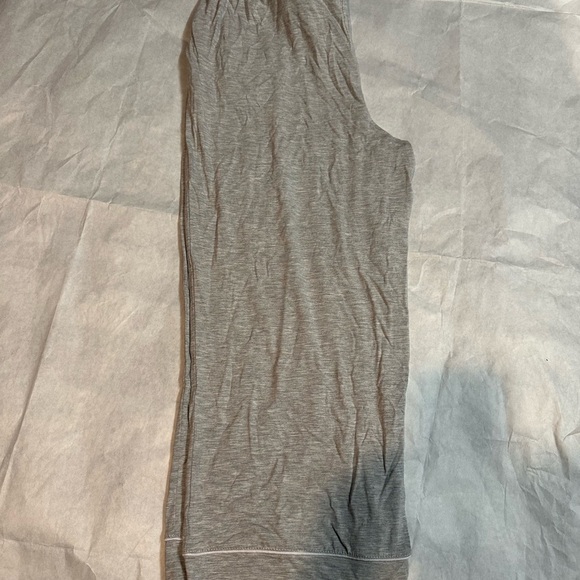 LOFT Gray Short Sleeve Pajama Top - Picture 13 of 15